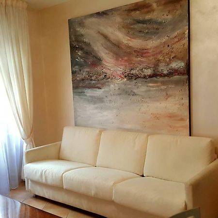 Ivana Sweet House Ντεζεντσάνο ντελ Γκάρντα Εξωτερικό φωτογραφία