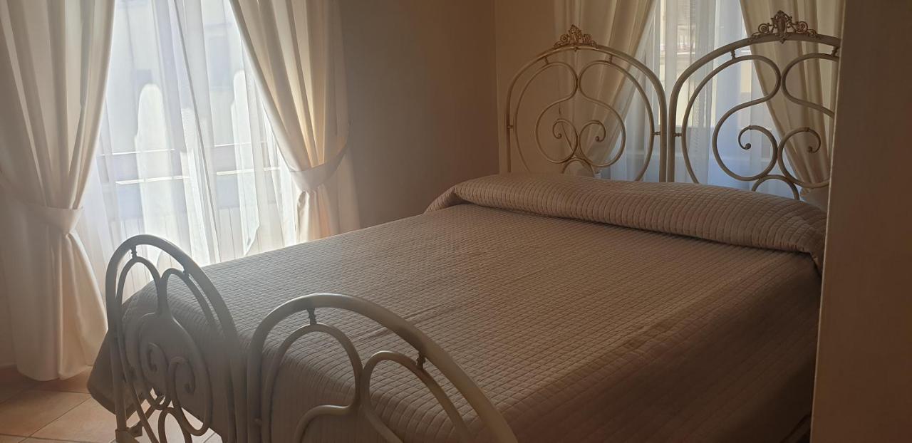 Ivana Sweet House Ντεζεντσάνο ντελ Γκάρντα Εξωτερικό φωτογραφία