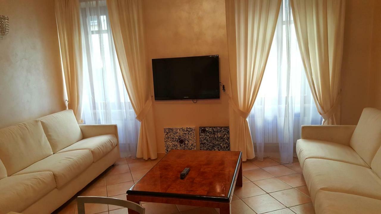 Ivana Sweet House Ντεζεντσάνο ντελ Γκάρντα Εξωτερικό φωτογραφία