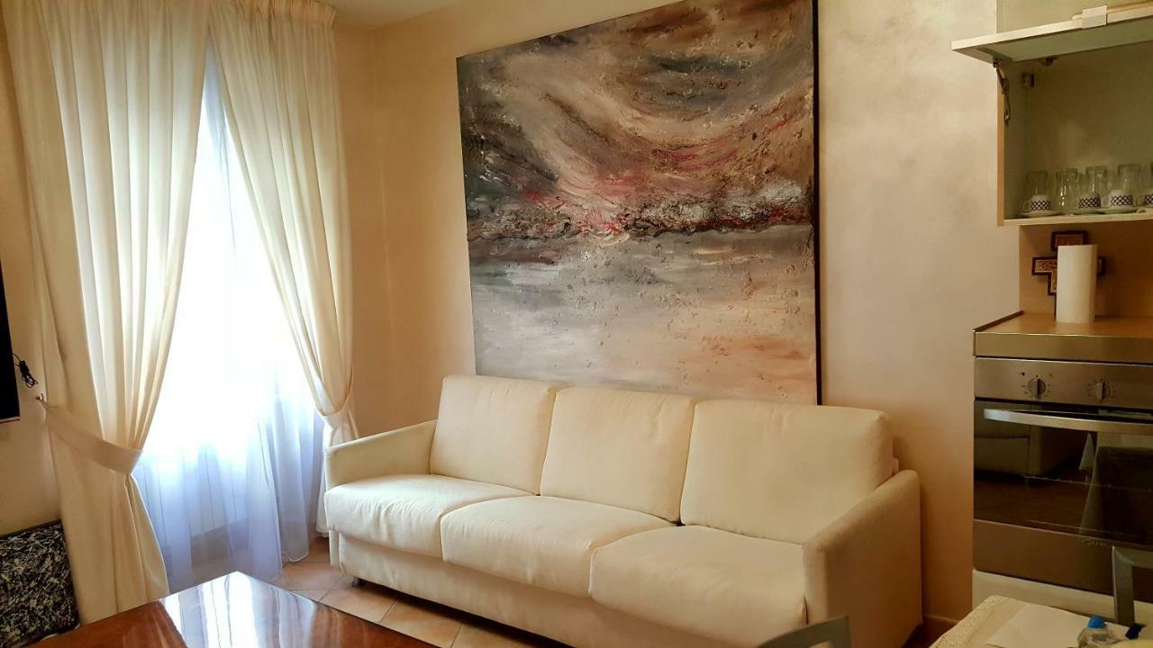 Ivana Sweet House Ντεζεντσάνο ντελ Γκάρντα Εξωτερικό φωτογραφία