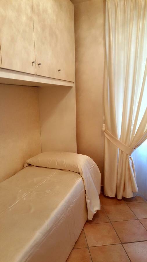 Ivana Sweet House Ντεζεντσάνο ντελ Γκάρντα Εξωτερικό φωτογραφία